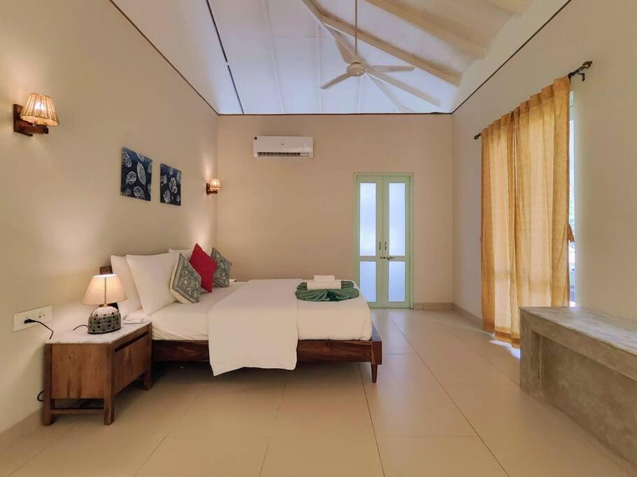 Barcelona Villas At Love Story Siolim- 3Bhk Private Pool Villas 외부 사진