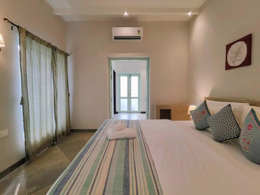 Barcelona Villas At Love Story Siolim- 3Bhk Private Pool Villas 외부 사진