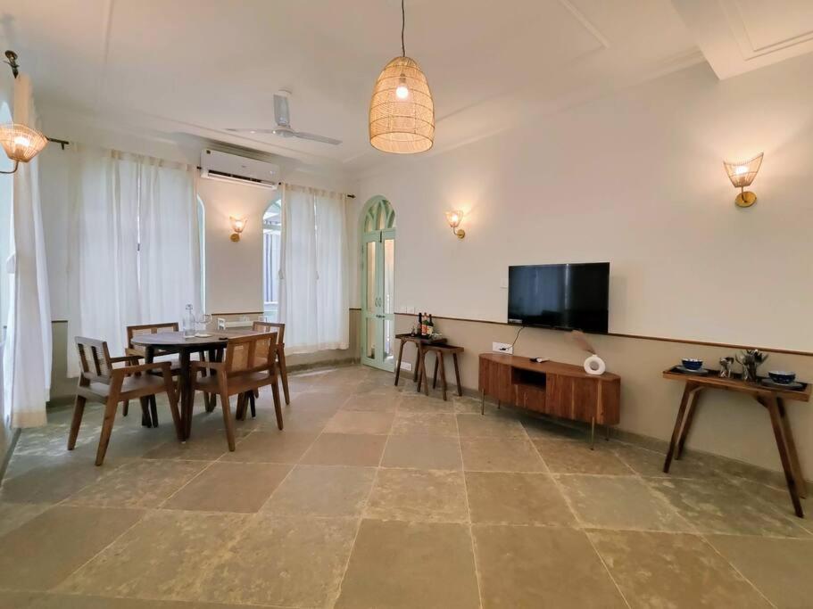 Barcelona Villas At Love Story Siolim- 3Bhk Private Pool Villas 외부 사진