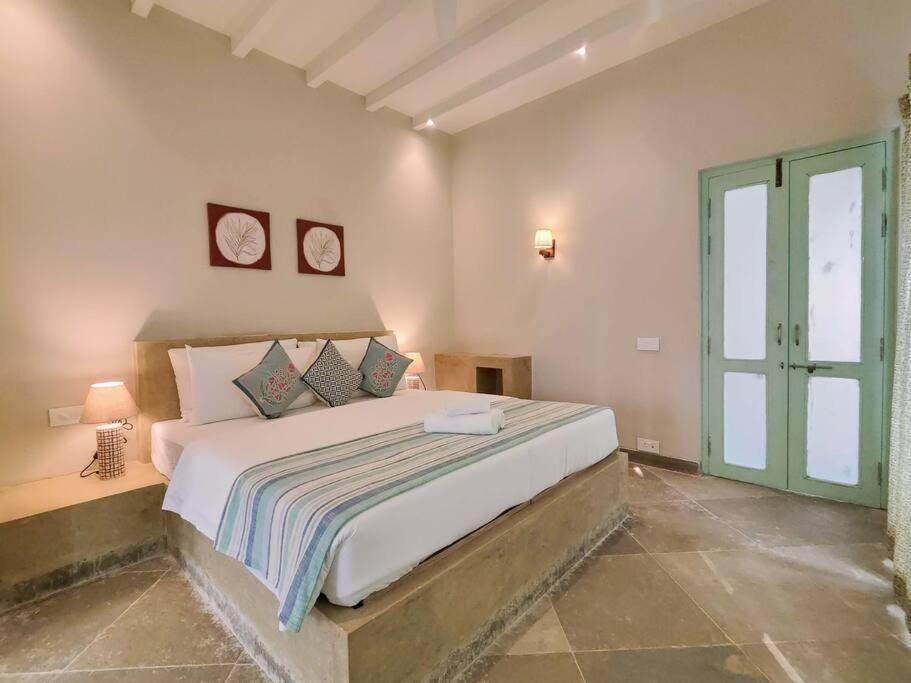 Barcelona Villas At Love Story Siolim- 3Bhk Private Pool Villas 외부 사진