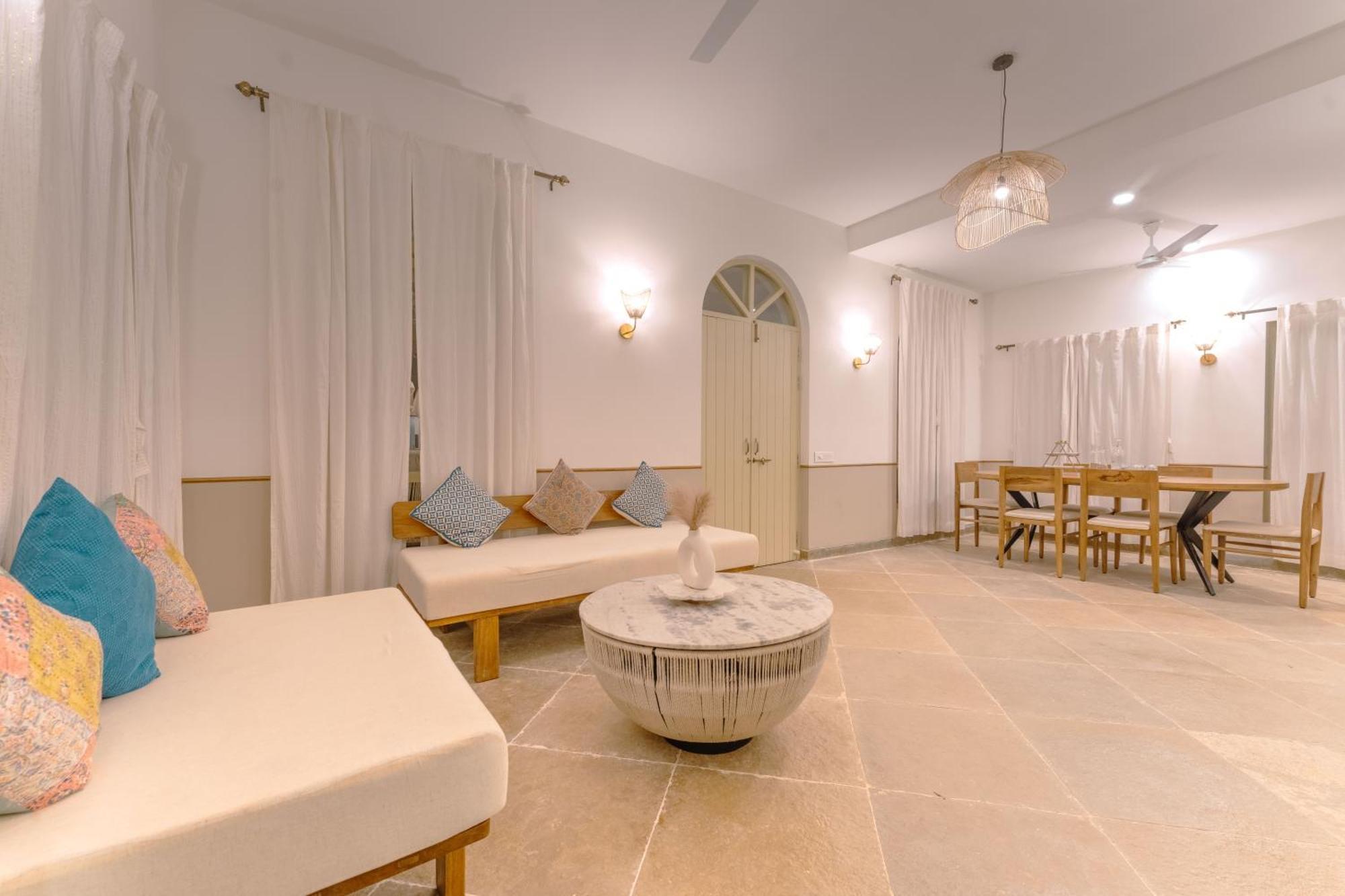 Barcelona Villas At Love Story Siolim- 3Bhk Private Pool Villas 외부 사진